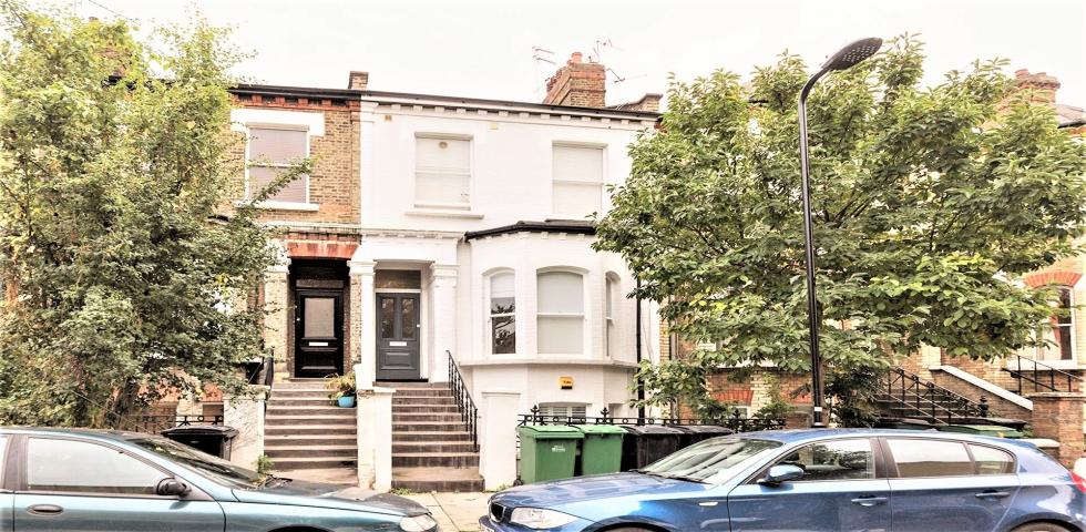 			Studio Apartment, 1 bath, 1 reception Studio			 Kingsgate Road, WEST HAMPSTEAD